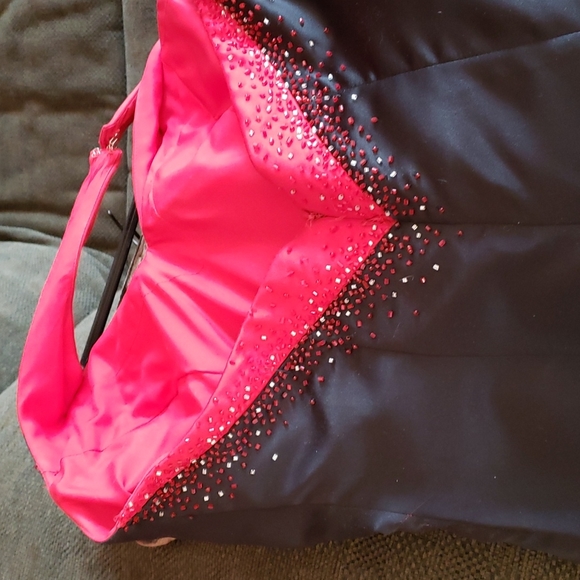 Prom dress - Picture 4 of 4